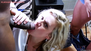 BLONDE MOM GETS FUCKED AND CREAMPIED BY BBC DURING BREEDING SESSION IN FRONT OF HER HUSBAND AND GETS
