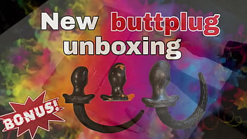 Neue Buttplug Bestellung Unboxing Riesiges Sexspielzeug Miss Raven Training Zero Femdom FLR Bondage BDSM Butt Plug Silikon Puppy Play