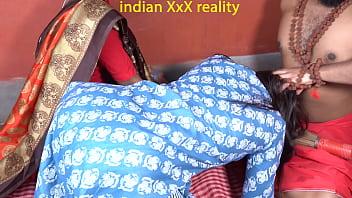 Indiano XXX Padrasto indiano enteada XXX em hindi