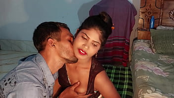 Hanif Pk и Sumona - она делает свой первый минет перед камерой, горячий секс