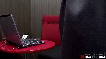 Marunouchi office break room Cute female employee masturbates unexpectedly