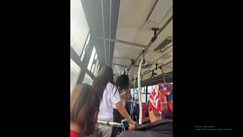 HOT GIRL SQUIRTING IN LIVE SHOW ON PUBLIC BUS