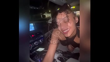 Thot gets fucked in the car