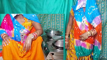 Nuova sposa punjabi full hard pan sesso anale completo in cucina