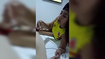Venezuelan out of necessity sells her body