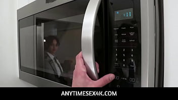 AnyTimeSex4K - Boyfriend Meets And Greets Stepdad While He Freeuses Me