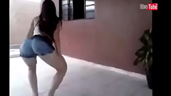 Young girl dancing funk