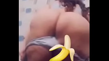 moroccan horny girl woth her big ass want to be fucked