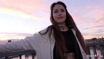 GERMAN SCOUT - Garota universitária da próxima geração com tinta Jess Mori Pickup for Casting Fuck