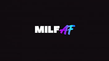 Fitness-MILF Anzee Starr! MILFAF!