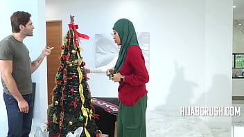 Christmas With Stepdaughter's Bestie In Hijab