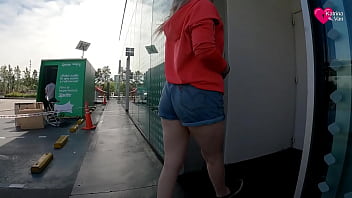 The girl from the gas station gets to give a blowjob