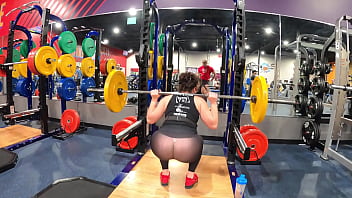 Barbell squats - insanely transparent leggings