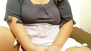 Indian young girl showing boobs
