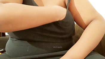 Indian asian milf sexy boobs