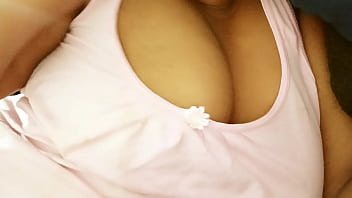 Bangladeshi sexy girl showing natural tits