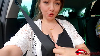 Sexe risqué dans la cabine d'essayage avec une espagnole excitée / Miriam Prado