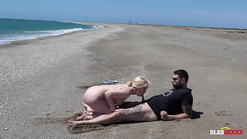 Dogging con uno sconosciuto sulla spiaggia senza sella